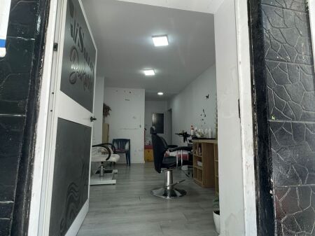 Locale Commerciale in Vendita nella Ex Zona della Polizia, Durazzo!