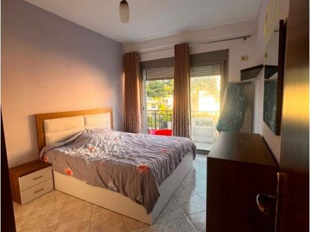 Apartament 1+1 per qira tek Fresku, Tiranë 400 euro