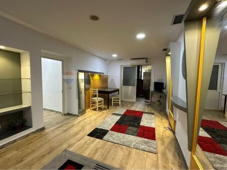 Apartament - Për Qira - Liceu Artistik, Tiranë