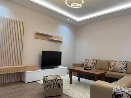 Qera | Shtëpi private 1 + 1 | Shkoze | 300 €/muaj