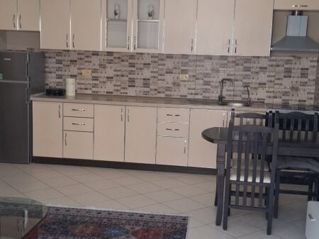 Apartament me Qera