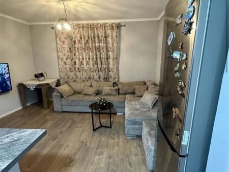 VENDESI APPARTAMENTO 1+1 OXHAKU 9.300.000 LEKE FH-82167