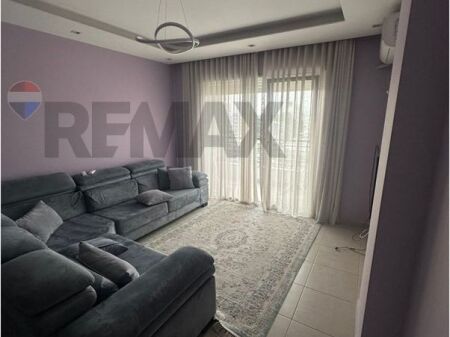Appartamento 2+1+2 Ex Ristorante Durazzo in Vendita