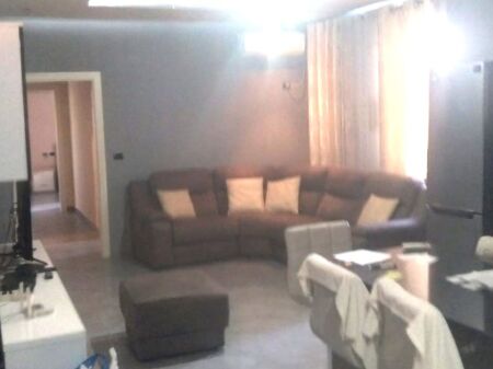  Jepet me Qera Apartament 2+1 në Astir Tek Artisti, 500 MIJE LEKE