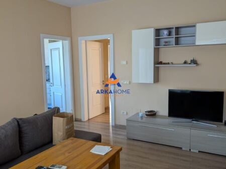 JEPET APARTAMENT ME QERA 2+1+BALLKONE "FRESK" 500 EURO