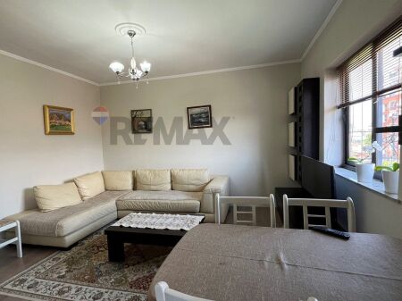 Apartament 2+1 Rruga Fortuzi, pranë Bulevardit Zogu i Parë, Tiranë.