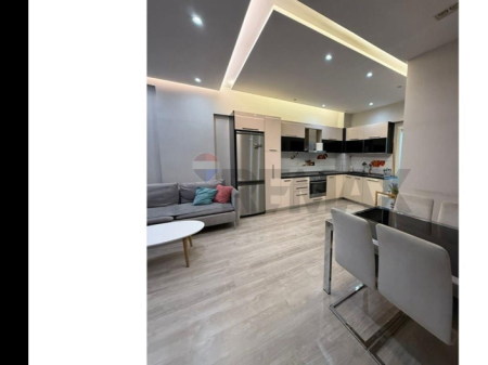 Apartament per qera 2+1 prane Pazarit te Ri