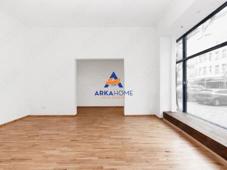 VENDESI COMMERCIALE IN VENDITA 60M2 "VIA MUHAMET GJOLLESHA" 260.000 EURO