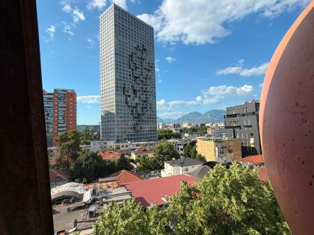  Shitet Apartament 3+1+2  Rruga e Salës