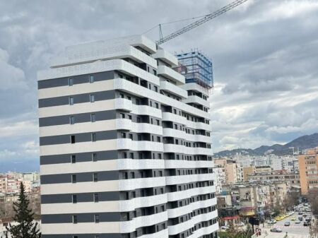 APARTAMENT 3+1 PER SHITJE TEK CORNER RESIDENCE