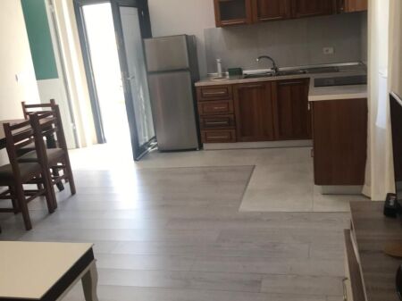 APPARTAMENTO 1+1. 40000 LEKE. EX MERCATO ELETTRICO. COMPLESSO GRAND