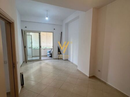 UFFICIO 70 M2 IN AFFITTO ALLA NUOVA ANELLO 40.000 LEKE