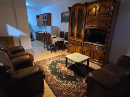 Qera | Vilë 2 + 1 | Rruga Jordan Misja | 450 €/muaj