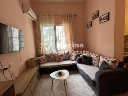 Affitto | Apartament 2 + 1 | Fresku | 450 €/mese