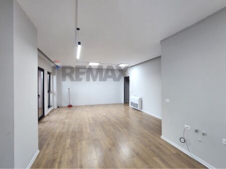 Office for Rent at Tirana Garden Building !