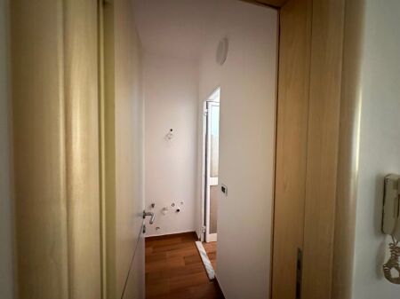 Appartamento 1+1 per ufficio in affitto Bllok