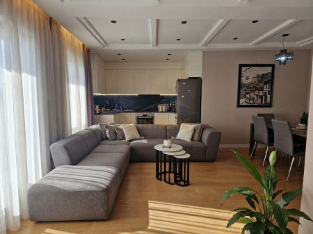 Qera, Apartament 3+1+2 , Rruga Sadik Petrela, Tirane
