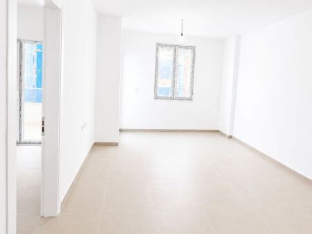  APARTAMENT 1+1 PËR SHITJE – Tek Rrethi i Golemit