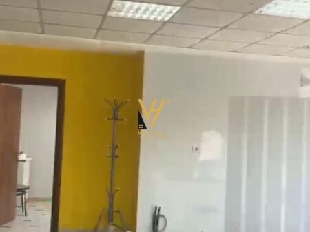 JEPET ZYRE 90 M2 ME QERA TE 21 DHJETORI 70.000 LEKE