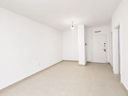 🏡 Apartment 1+1 for Sale – Golem Roundabout