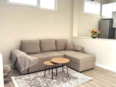 🏡 Jepet me Qira Apartament 1+1 ne Xhamllik, 500 mije leke