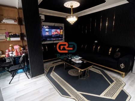Tek Stadiumi Dinamo, Prane Rruges Kryesore, Shitet Apartament 1+1 Ideal Per Banim Ose Investim !!!