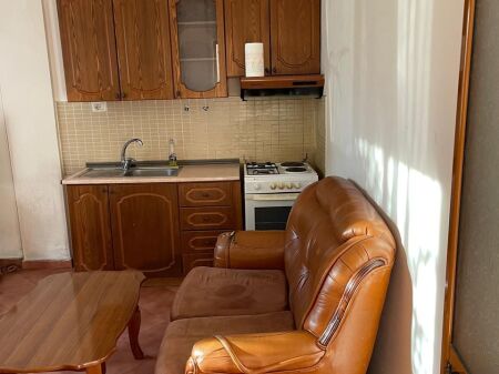 🏠Don Bosko, si affitta il primo piano di una villa, 1+1, arredato 40.000 Leke