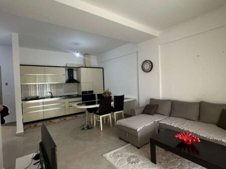 Apartament 1+1 per Qira, Fusha Aviacionit