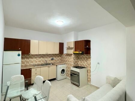 2+1 apartment for rent in Don Bosko near Qazim Turdiu