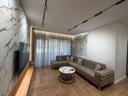 Appartamento 2+1 in Affitto – Viale Migjeni, Yzberish