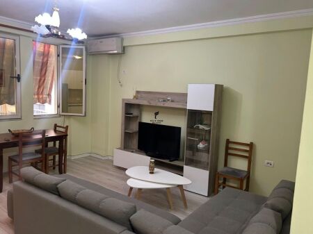 APPARTAMENTO IN AFFITTO 2+1+2 21 DICEMBRE 60.000 LEKE FH-82412