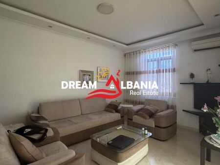 Apartament me qera 2+1+Verande tek Pallatet Agimi ne Bllok (42215615) f