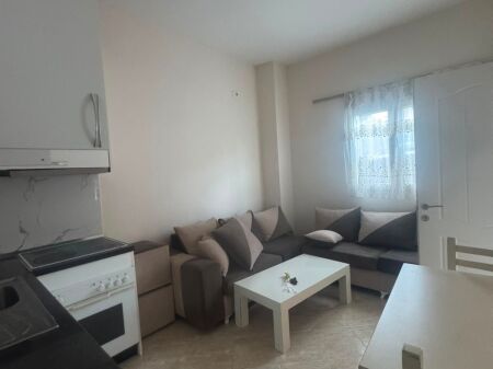 Appartamento in affitto 1+1- 📍Yzberisht, vicino a NELA 6- 300 mila lek